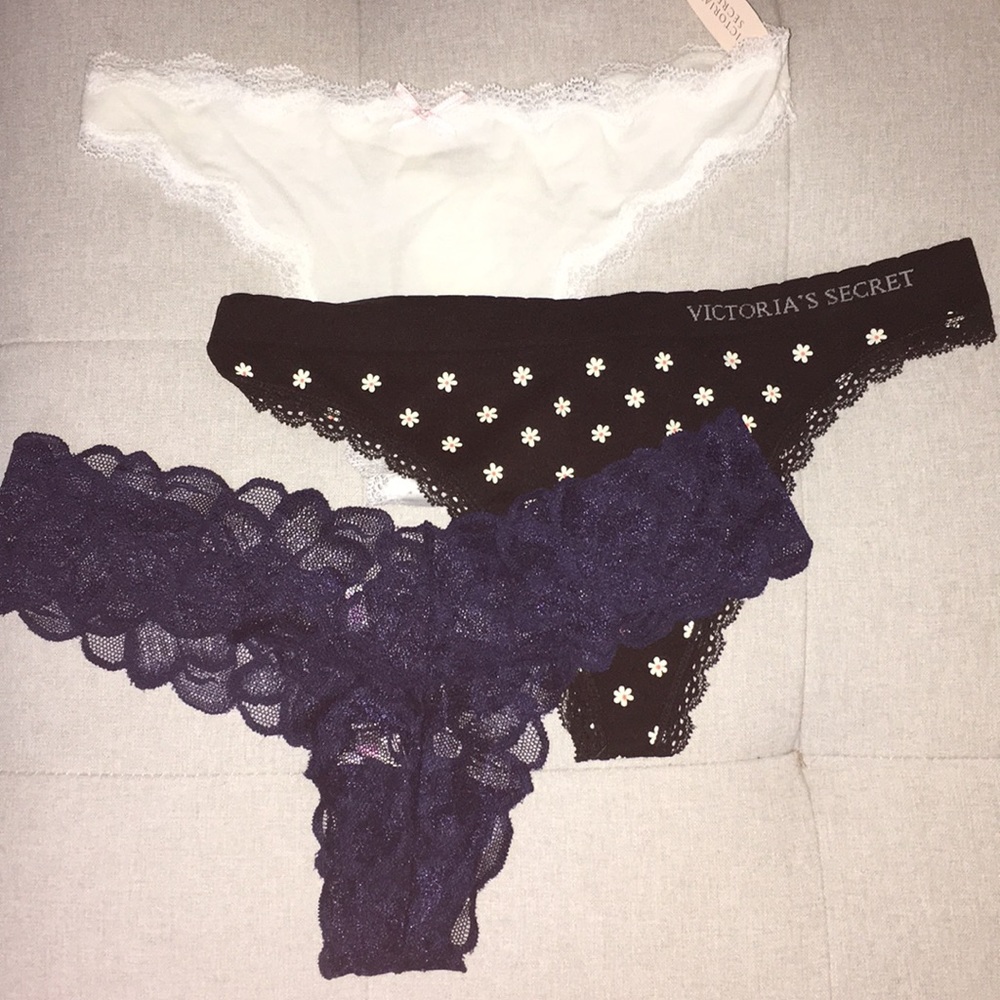 Small Victoria’s Secret thongs NWT